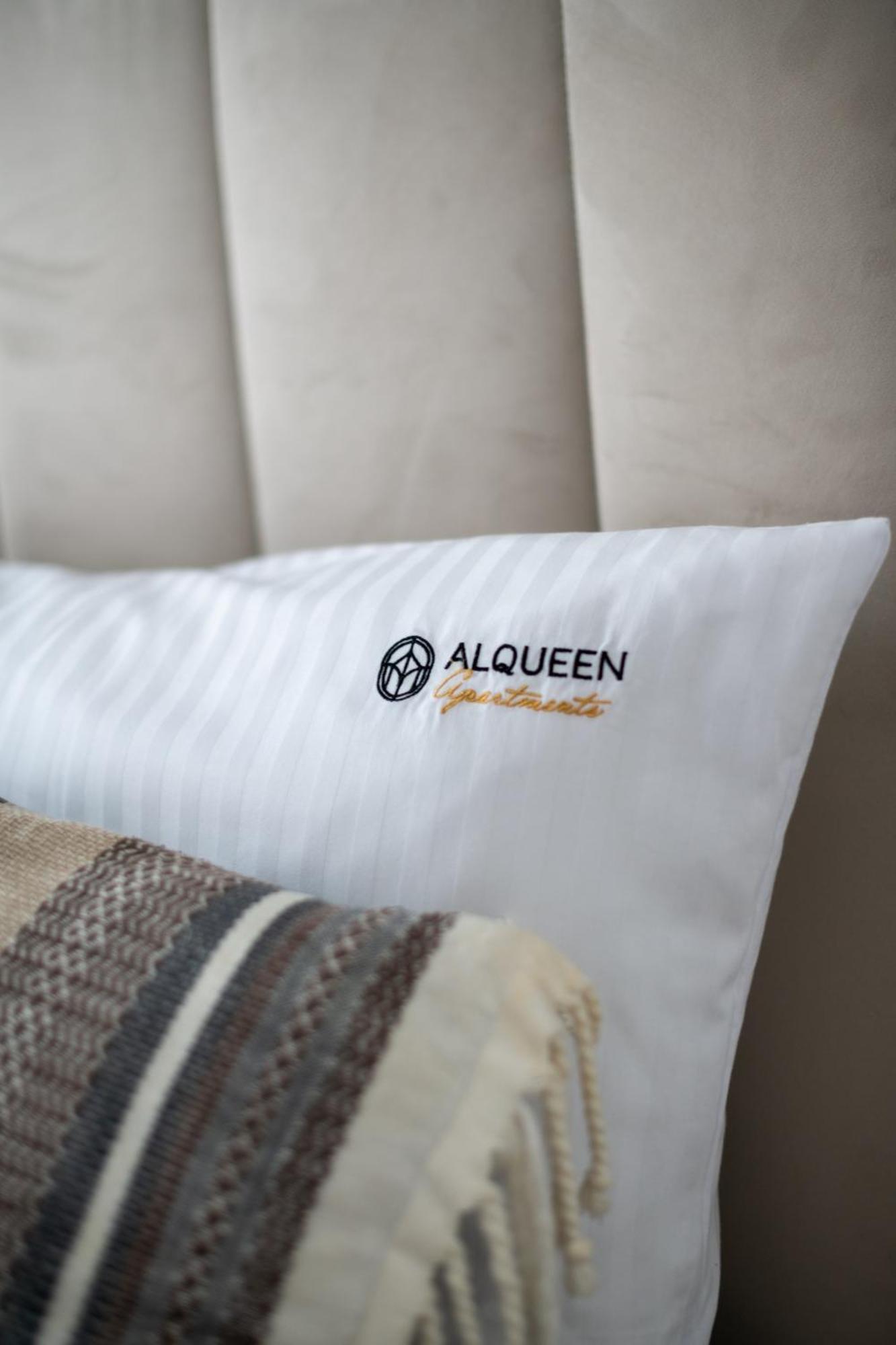 Alqueen Chmielna 110 * Gdańsk
